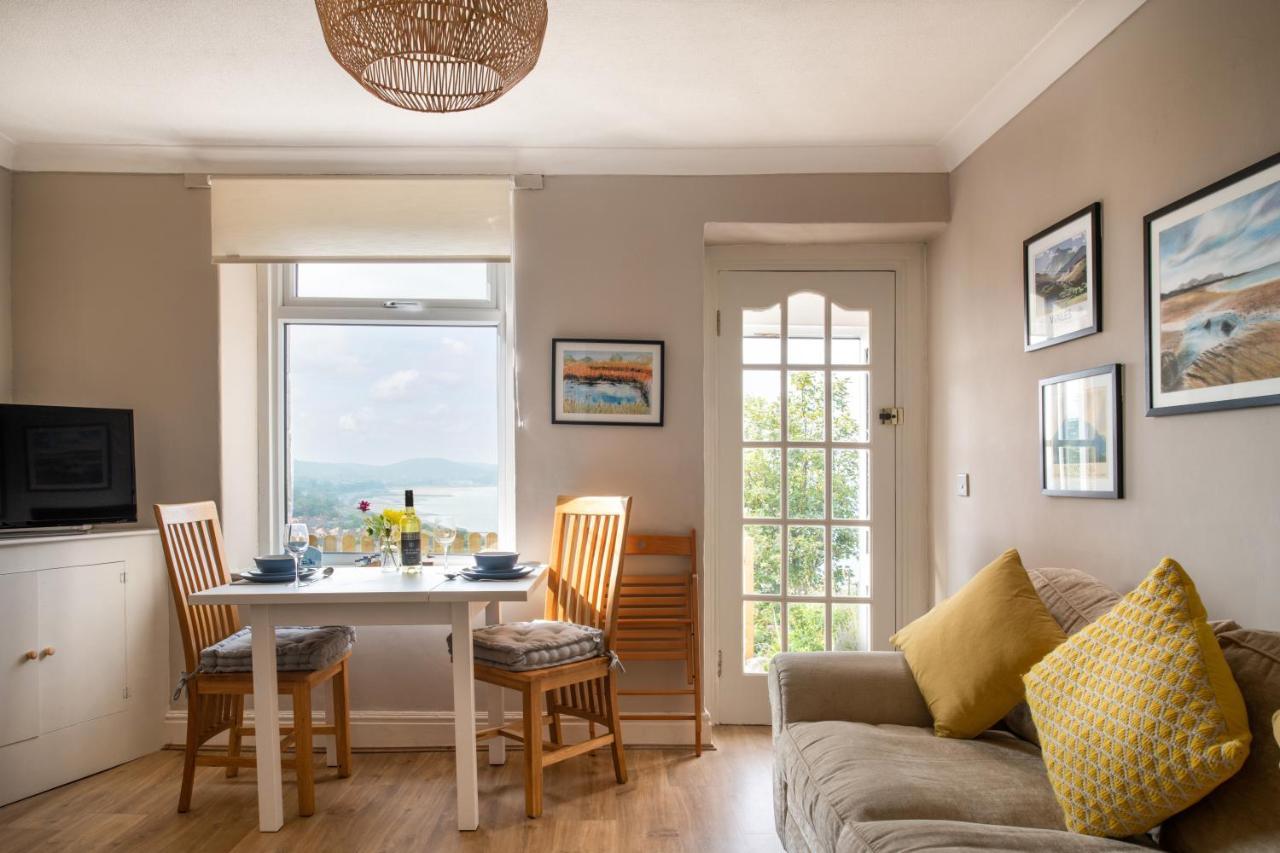 Windy Ridge Terrace With Beautiful Sea Views, North Wales Coast Villa Old Colwyn Exteriör bild