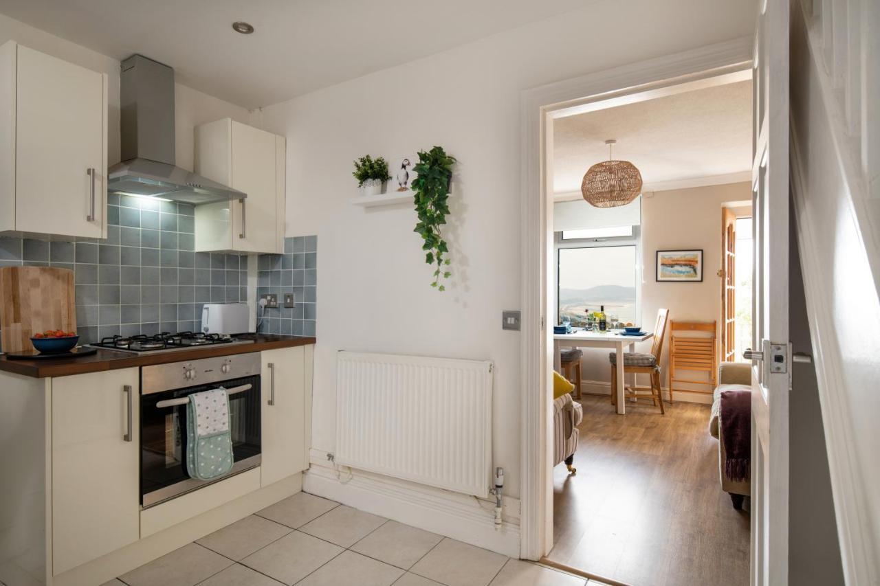 Windy Ridge Terrace With Beautiful Sea Views, North Wales Coast Villa Old Colwyn Exteriör bild